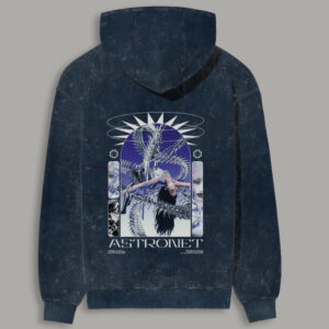 Alternative view of The space girl